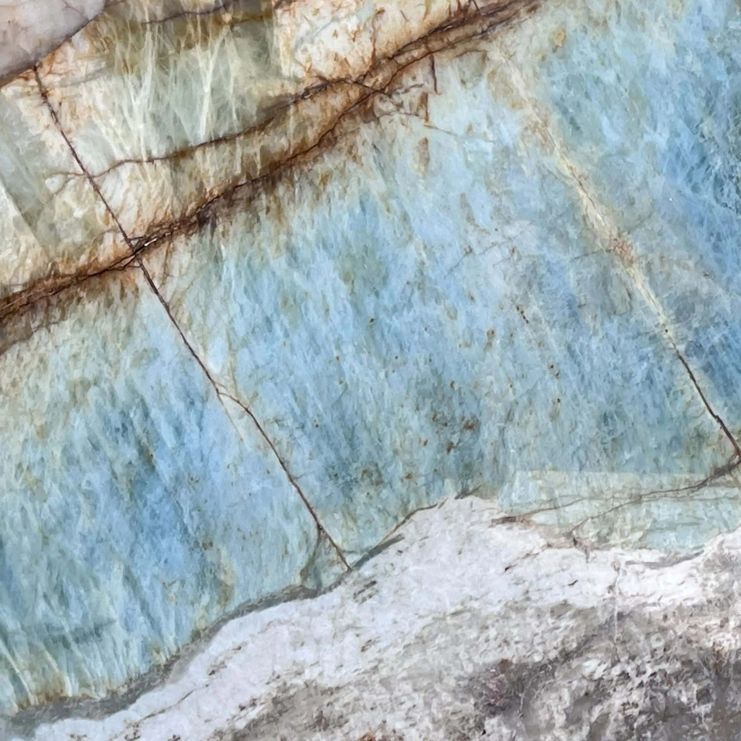 Cristallo Aquamarine Swatch