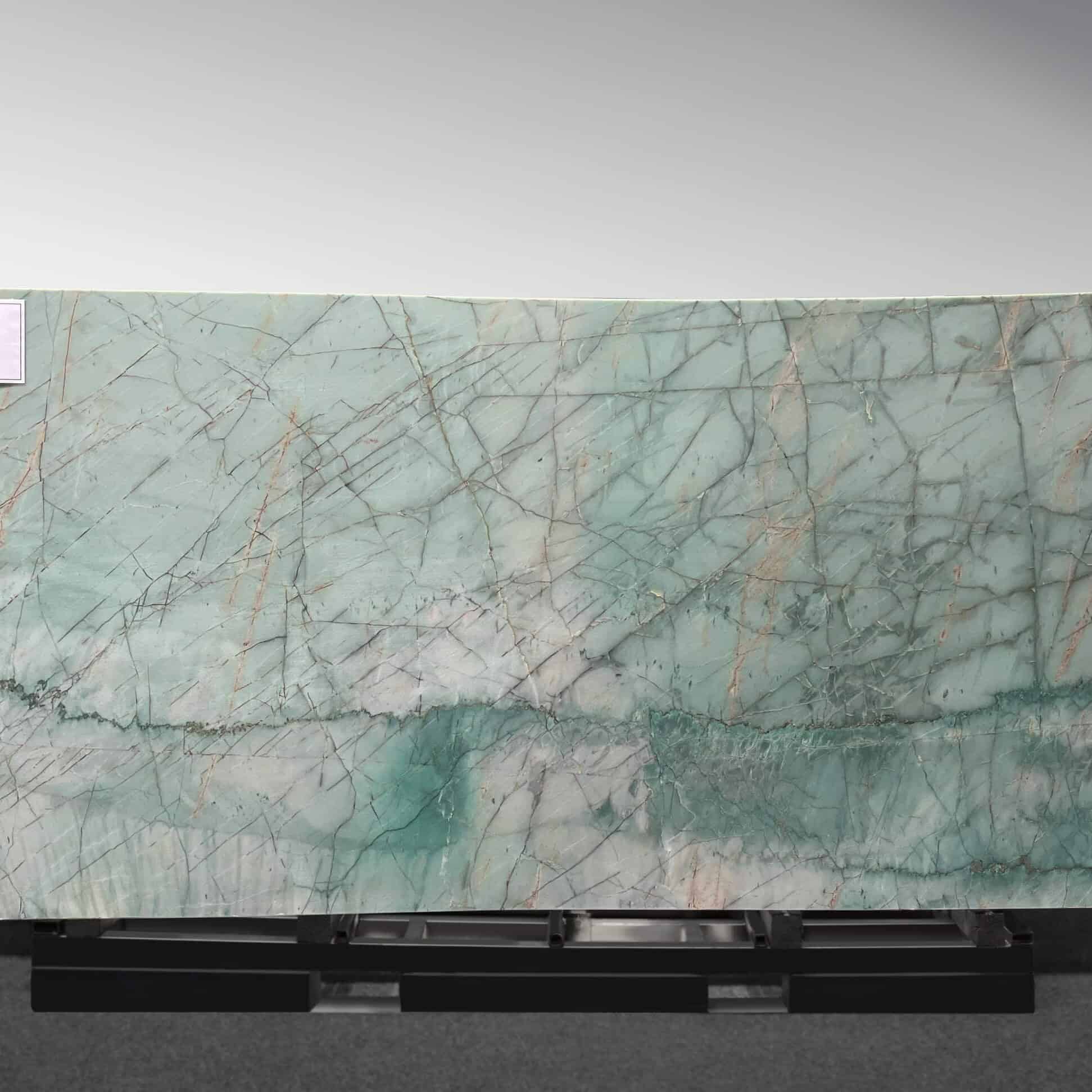 Da Vinci Quartzite Slab
