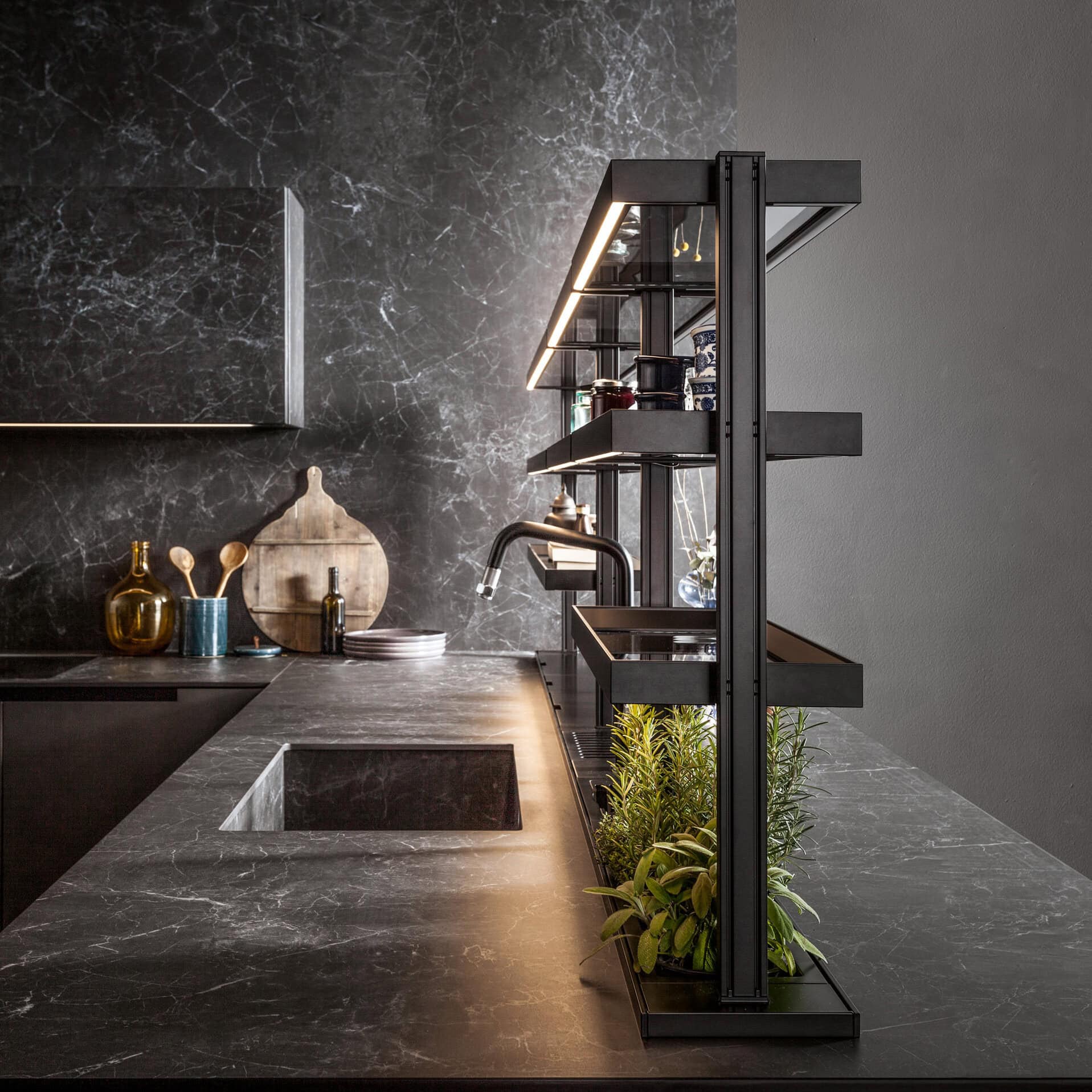 I Naturali Nero Greco Laminam