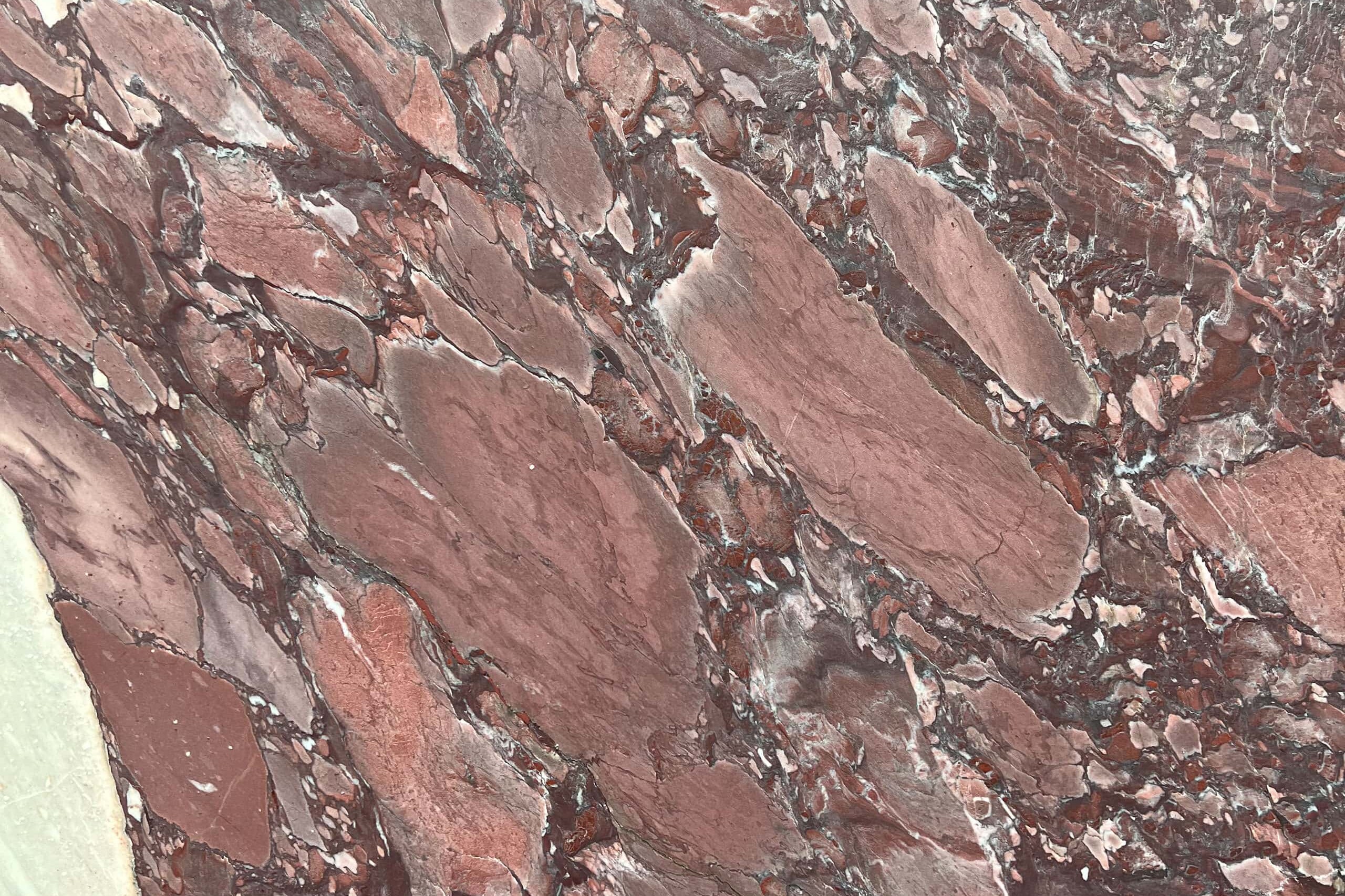 Pierre de Bordeaux Marble Swatch
