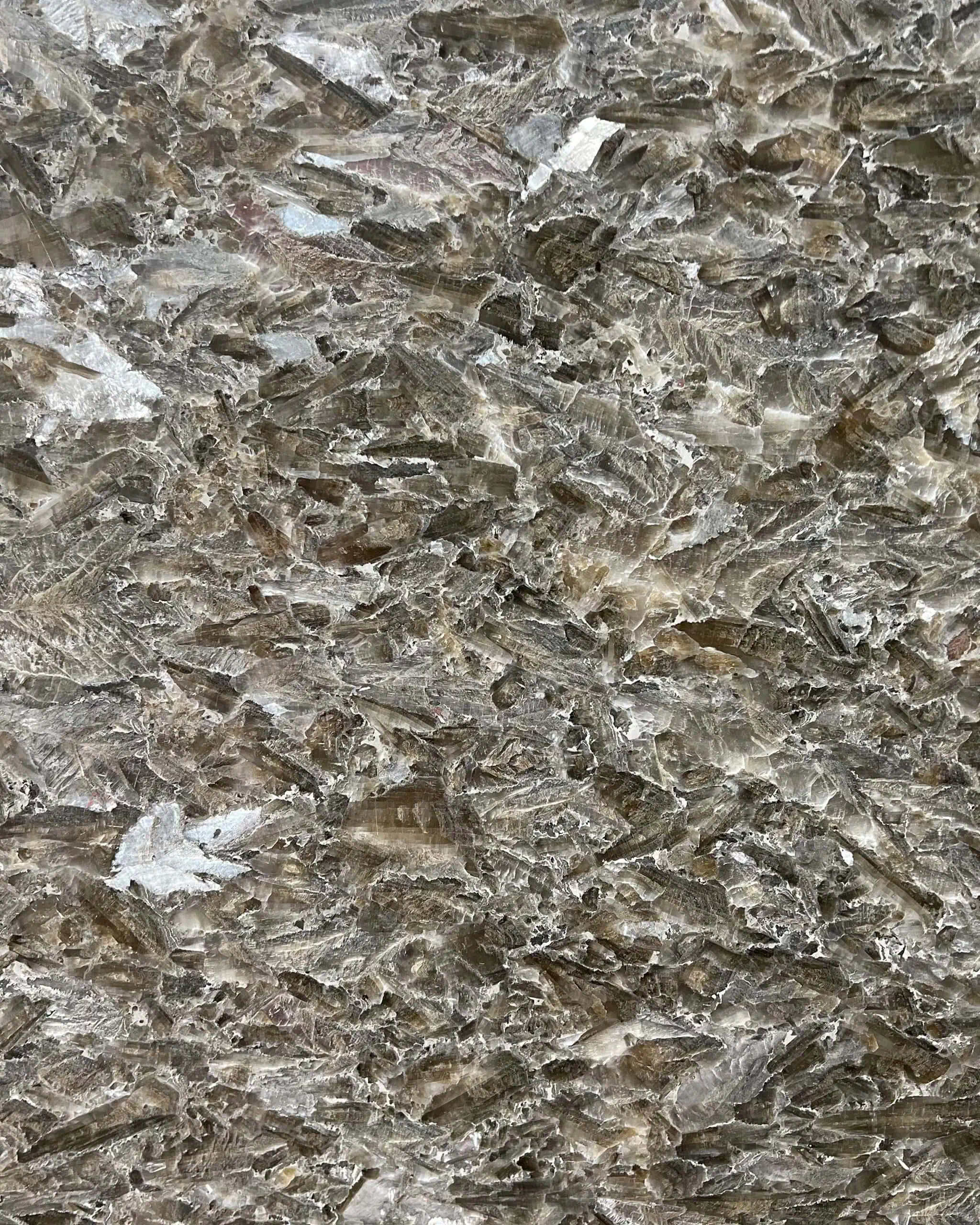 Selenite Argento Swatch